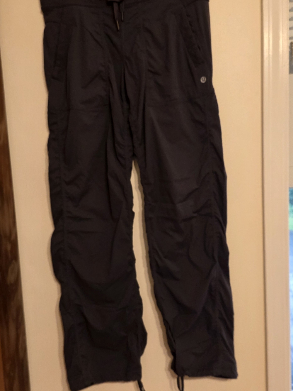 Lululemon athletica Dance Charcoal Pants Sz 4 V Good Condition